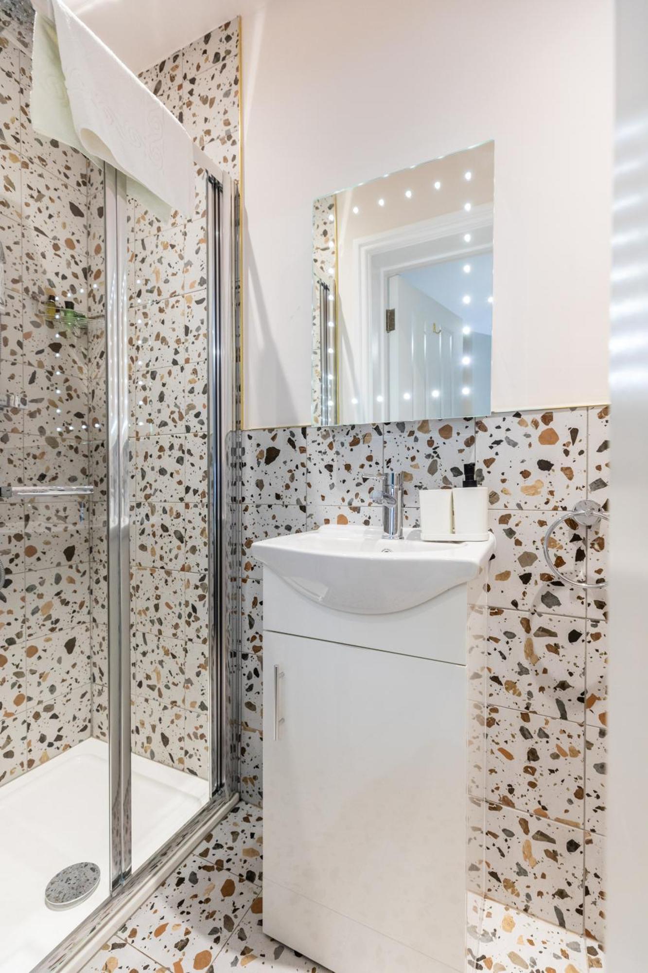 لندن The Chapter Hotels - Finsbury Park الغرفة الصورة
