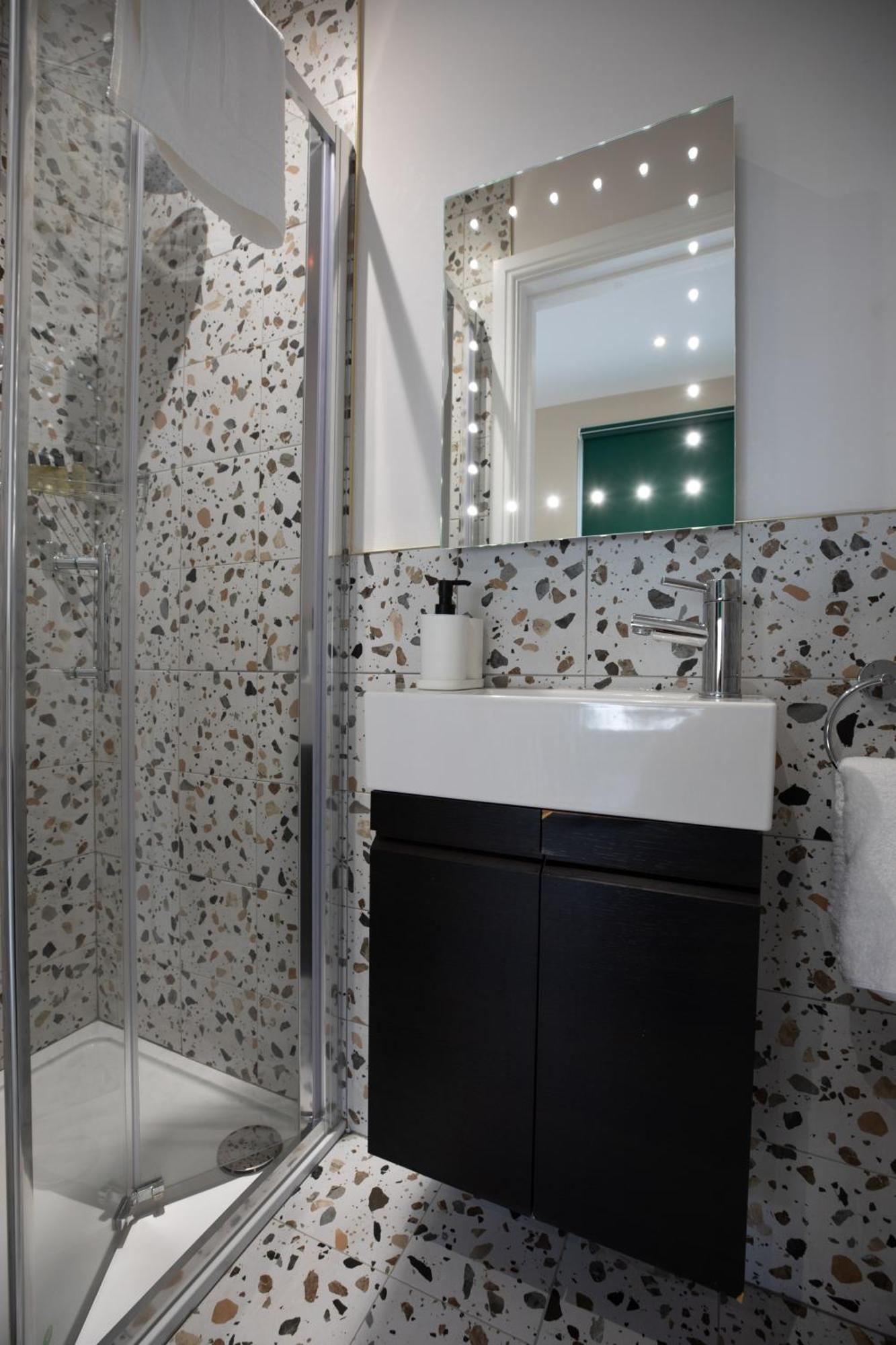 لندن The Chapter Hotels - Finsbury Park الغرفة الصورة