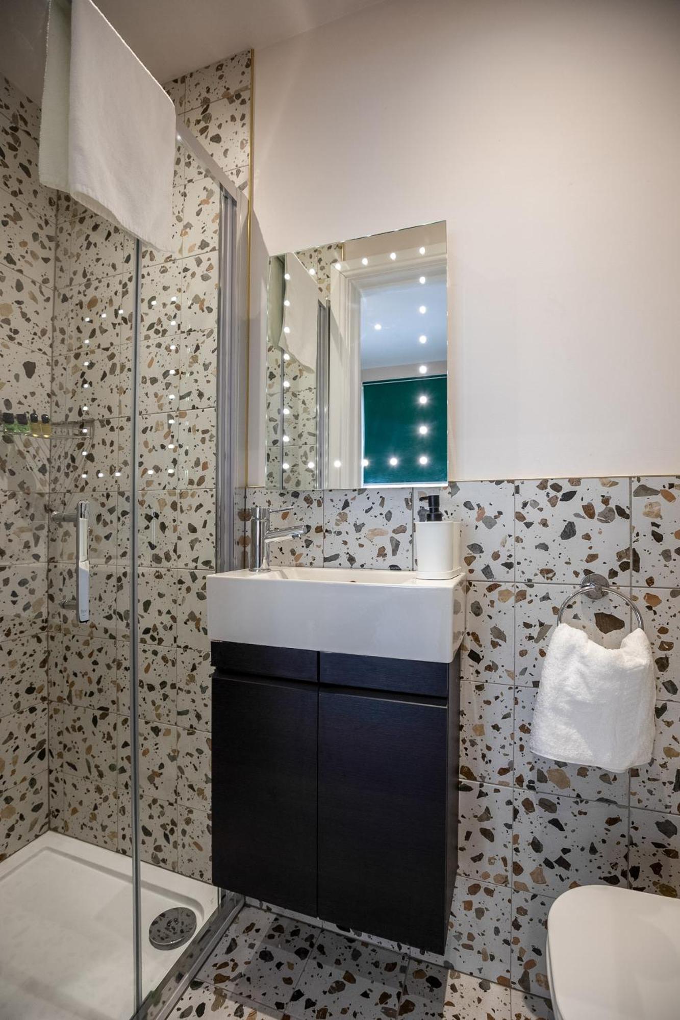 لندن The Chapter Hotels - Finsbury Park الغرفة الصورة